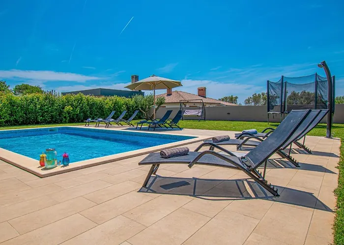 빌라 Enjoy Mit Privatem Pool, By Istrabook *