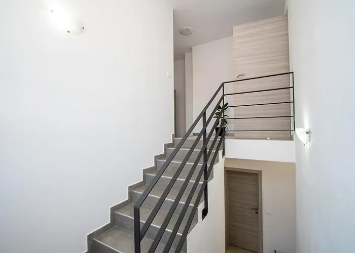 Enjoy Mit Privatem Pool, By Istrabook Pula